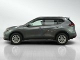 Used 2018 Nissan Rogue SV image 2