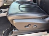 Used 2023 Chrysler Pacifica Touring-L image 6