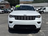 Certified 2021 Jeep Grand Cherokee Laredo X image 2