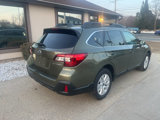 Used 2019 Subaru Outback 2.5i Premium image 2
