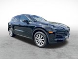 Used 2023 Porsche Cayenne image 3