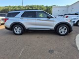 Used 2020 Ford Explorer XLT image 2