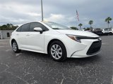 Used 2025 Toyota Corolla LE image 2