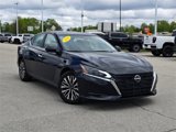 Used 2025 Nissan Altima 2.5 SV image 1