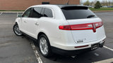 Used 2019 Lincoln MKT AWD image 4