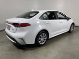 Used 2022 Toyota Corolla LE image 3