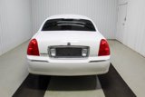 Used 2009 Lincoln Town Car Signature Limited image 5