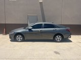 Used 2025 Hyundai Elantra SE image 2
