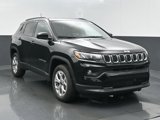 New 2025 Jeep Compass Latitude image 2