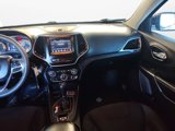 Used 2020 Jeep Cherokee Latitude image 3