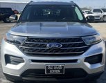 Used 2024 Ford Explorer XLT image 3