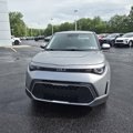 Used 2023 Kia Soul LX w/ LX Technology Package image 3
