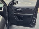 Used 2016 Jeep Cherokee Latitude w/ Safety/Convenience Group image 4
