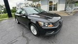 Used 2017 Volkswagen Passat 1.8T SE image 4
