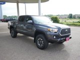 Used 2018 Toyota Tacoma TRD Off-Road image 3