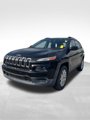 Used 2016 Jeep Cherokee Sport image 3