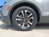 Used 2024 Volkswagen Tiguan S image 5