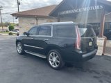 Used 2015 Cadillac Escalade Luxury image 3