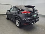 Used 2017 Nissan Rogue SV image 5