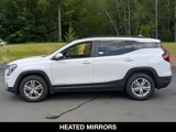 Used 2022 GMC Terrain SLE w/ Driver Convenience Package image 3