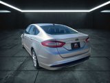 Used 2015 Ford Fusion SE image 3