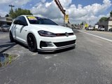 Used 2019 Volkswagen Golf S image 3