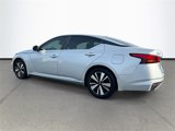 Used 2022 Nissan Altima 2.5 SV image 4