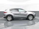 Used 2017 Kia Sportage LX image 4