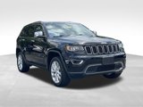 Used 2017 Jeep Grand Cherokee Limited image 3