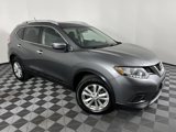 Used 2016 Nissan Rogue SV image 2