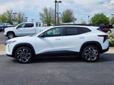 New 2025 Chevrolet Trax RS w/ Sunroof Package image 2