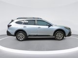 Used 2022 Subaru Outback Premium image 4