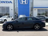 Used 2020 Toyota Camry SE image 2