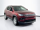 Used 2022 Jeep Compass Latitude image 3