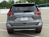 Used 2018 Nissan Rogue SV w/ Premium Package image 5