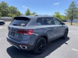 Used 2023 Volkswagen Taos SE image 5