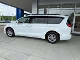 Used 2022 Chrysler Pacifica Touring-L image 3