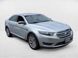 Used 2016 Ford Taurus Limited image 3