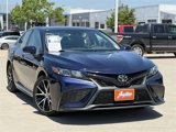 Used 2022 Toyota Camry SE image 2