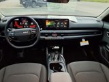 New 2025 Kia K4 LXS image 3