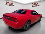 Used 2009 Dodge Challenger SE image 3
