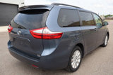 Used 2016 Toyota Sienna XLE Premium image 3