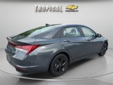 Used 2023 Hyundai Elantra Blue image 5