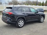 Used 2022 Toyota RAV4 LE image 5