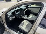 Used 2018 Honda Accord Touring image 2