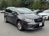 Used 2021 Chrysler Pacifica Touring-L w/ Uconnect Theater Family Group image 3