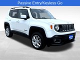 Used 2016 Jeep Renegade Latitude image 3
