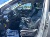 Used 2017 Kia Sorento EX w/ EX V6 Premium Package image 2