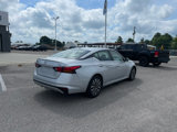 Used 2023 Nissan Altima 2.5 SV image 3