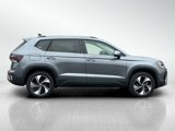 New 2025 Volkswagen Taos SE image 4